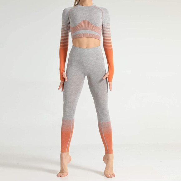 Ombré Workout Set - Picture 5 of 7